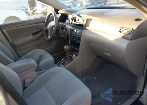 2005 Toyota Corolla Le z USA, uszkodzony, nr VIN 2T1BR30E35C432798